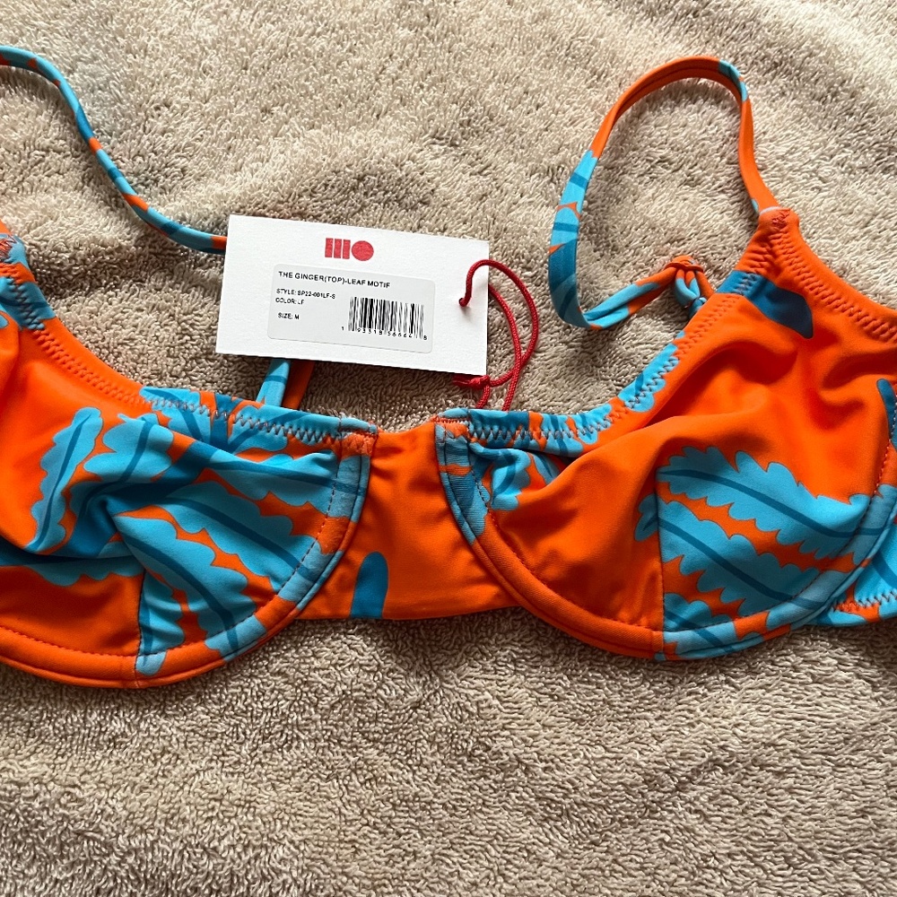 Ginger Bikini Top in Leaf Motif